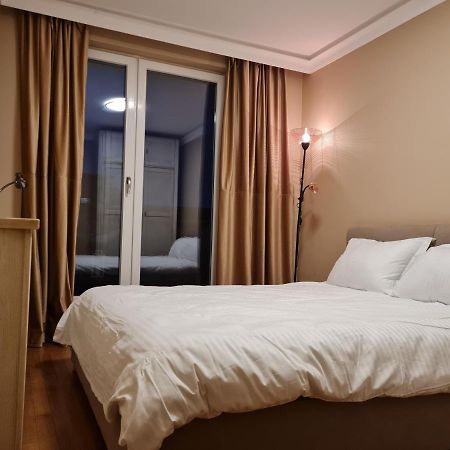 Апартаменти Arad Wellness Екстер'єр фото