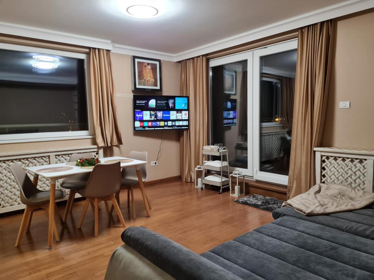 Апартаменти Arad Wellness Екстер'єр фото
